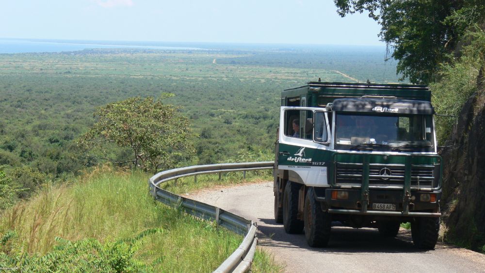 drifters custom adventure truck/custom adventure truck on the road